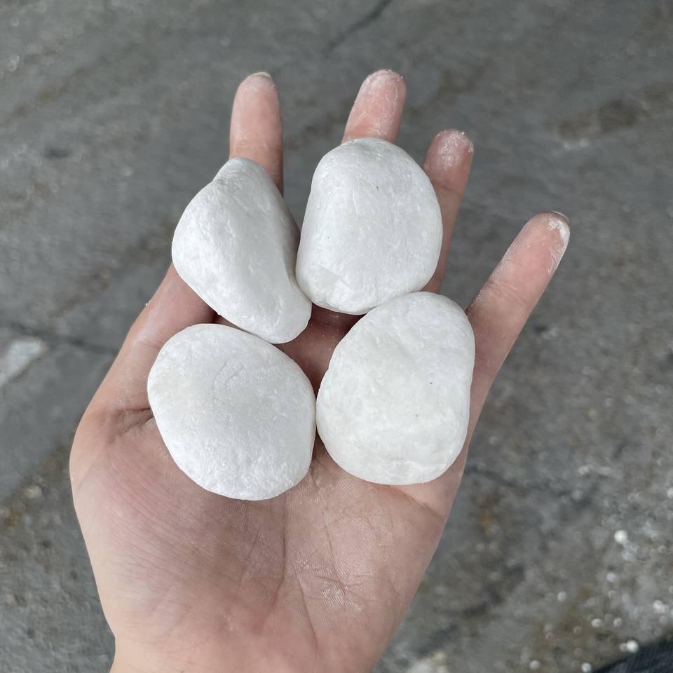 Wholesale Factory-Priced Pebbles for Gardening and Front Yard Decor CHEAP and High Quality Pebbles