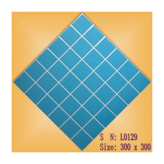 Ốp hồ bơi gốm sứ hoa văn nhiều màu sắc