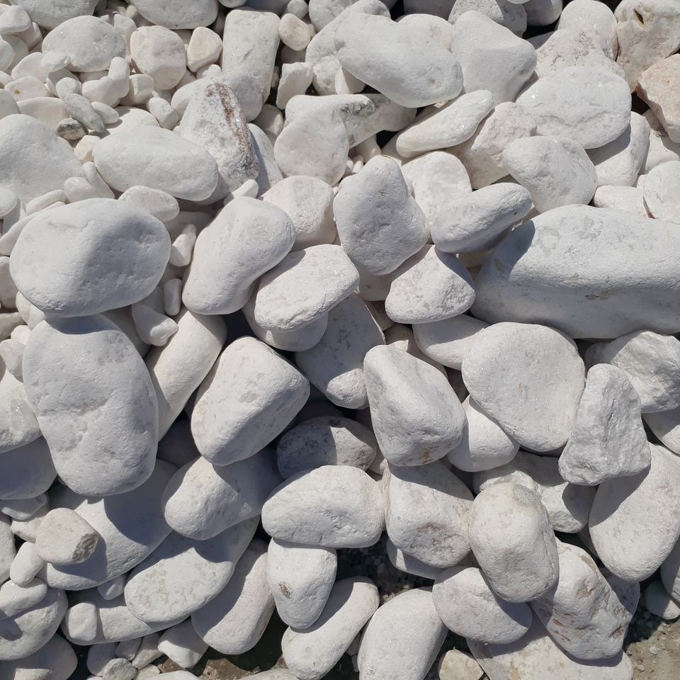 Vietnam Natural Snow White Pebbles for Landscaping Driveways Outdoor Garden Tumbled White Pebble Garden Pebble