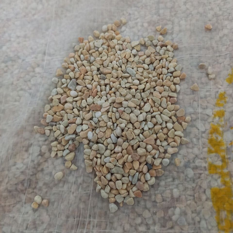 Tumbled Yellow Natural Stone Cobbles & Pebbles All Sizes Available for Landscape Decoration & Flooring Exposed Aggregate Gravel