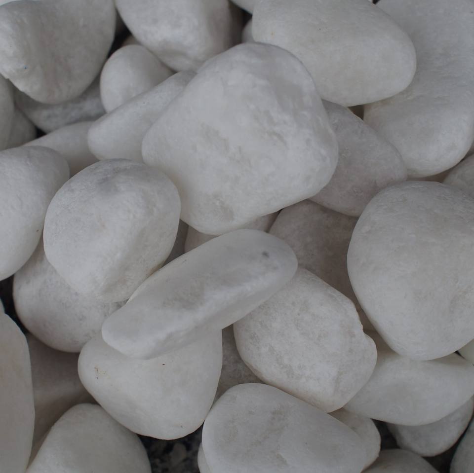 Premium Natural White Marble Cobbles & Pebbles Polished Colorful Stones for Luxury Villa Landscaping