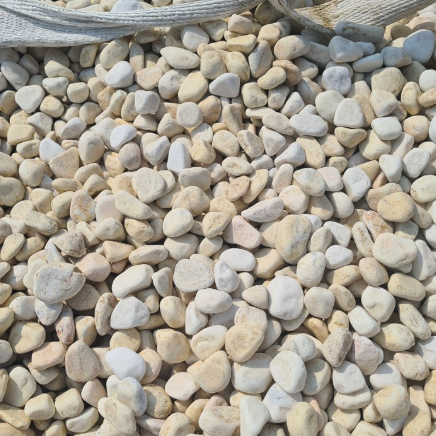 Yellow Natural Pebble Stones From Vietnam Elegant Decorative Cobbles & Stones for Artificial Stone Designs