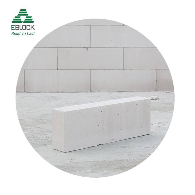 Khối bê tông khí chưng áp AAC chất lượng cao giá thấp độ rỗng chắc chắn