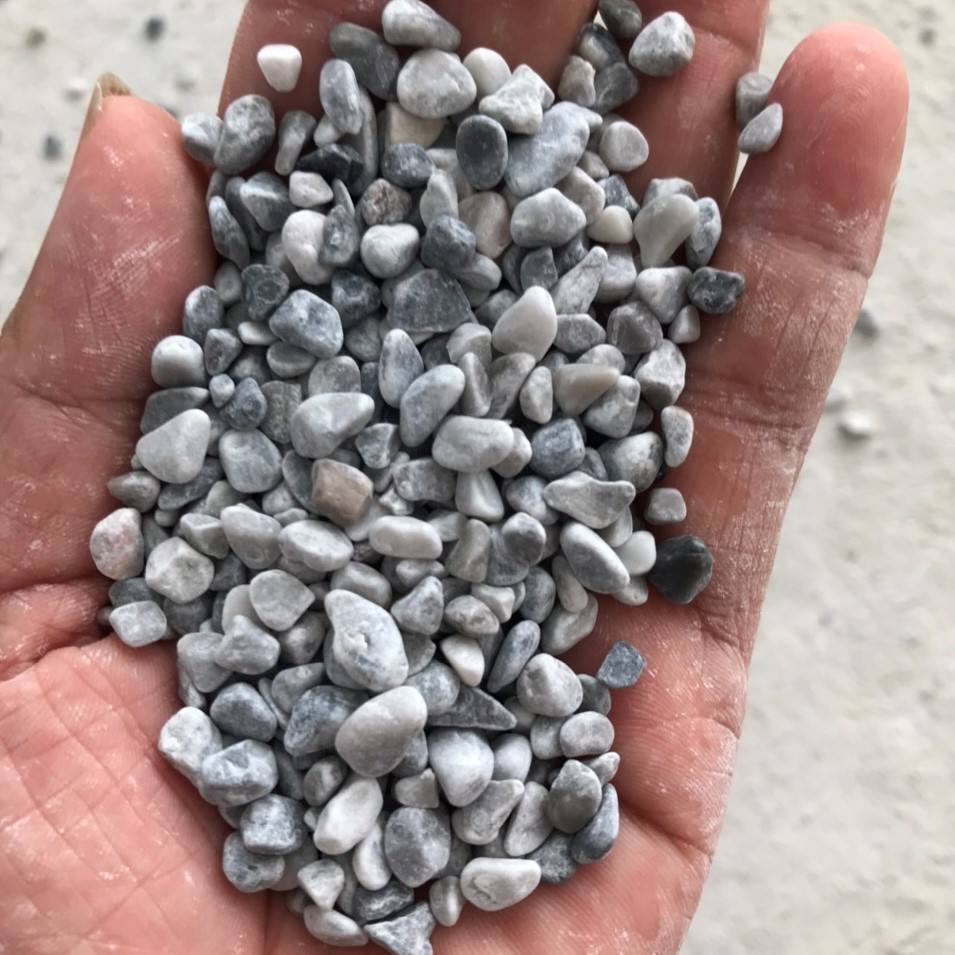 Vietnam Factory Supplies 100% Natural Tumbled Stone for Landscaping Exposed Aggregate Flooring Resin Bound Stone Grey Pebble