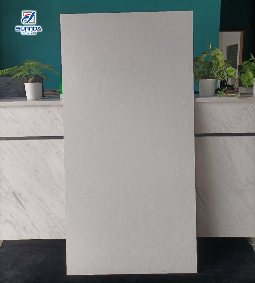 Gạch Porcelain Mờ Cao Cấp Kích Thước Lớn 750x1500mm, Bề Mặt Thô Hiệu Ứng Xi Măng Xám, Chống Trơn Trượt, Lát Sàn Ngoài Trời