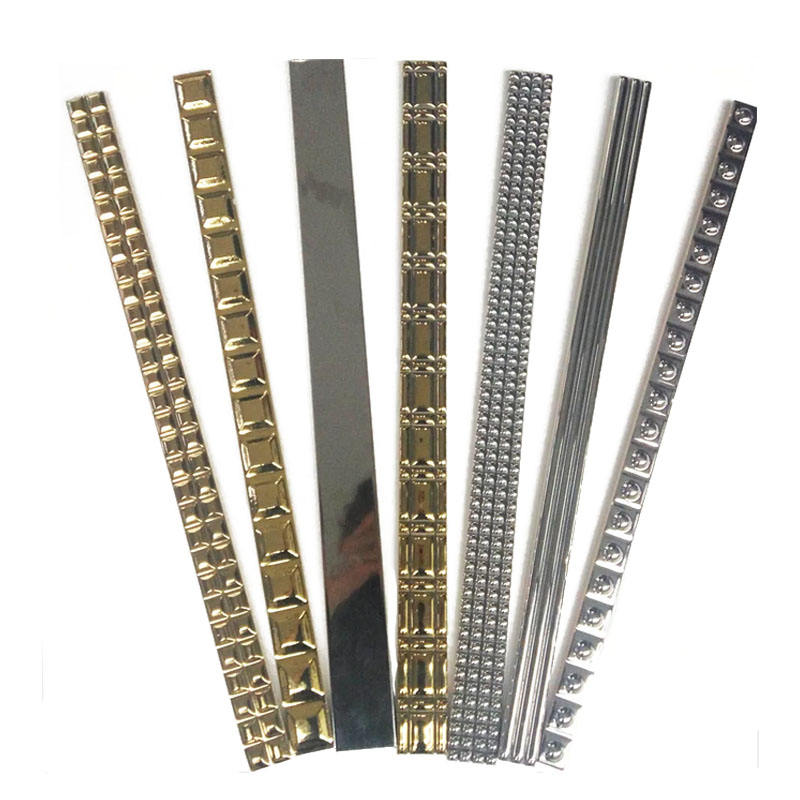 Gạch viền gốm kim loại mạ vàng trang trí 20x500mm cho phòng tắm