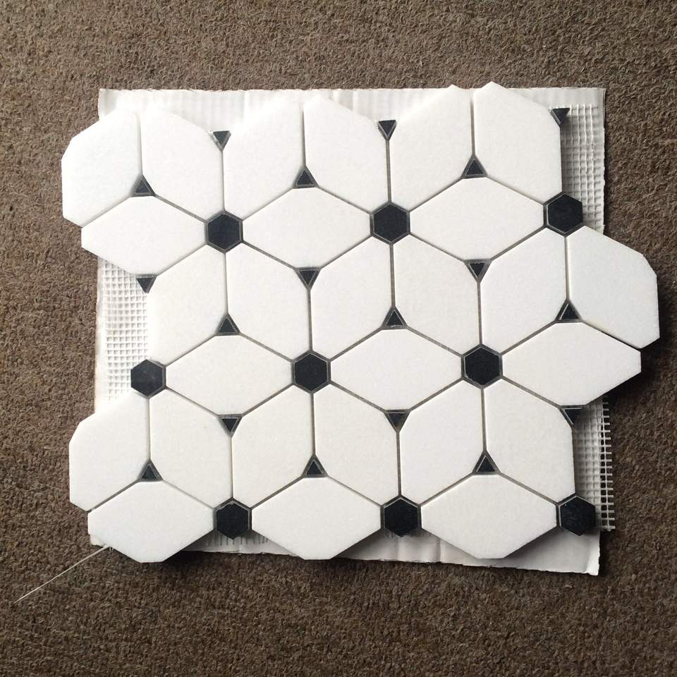 Gạch Mosaic Bát Giác Đá Cẩm Thạch Thassos Trắng Chấm Đen Kiểu Hiện Đại Thiết Kế Lát Ghép Dùng Cho Trang Trí Sàn và Tường Phòng Tắm & Phòng Khách Sạn