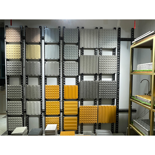 Gạch lát ngoài trời men sứ chống trơn, kháng khuẩn, thiết kế hiện đại, gạch chữ nhật nhám