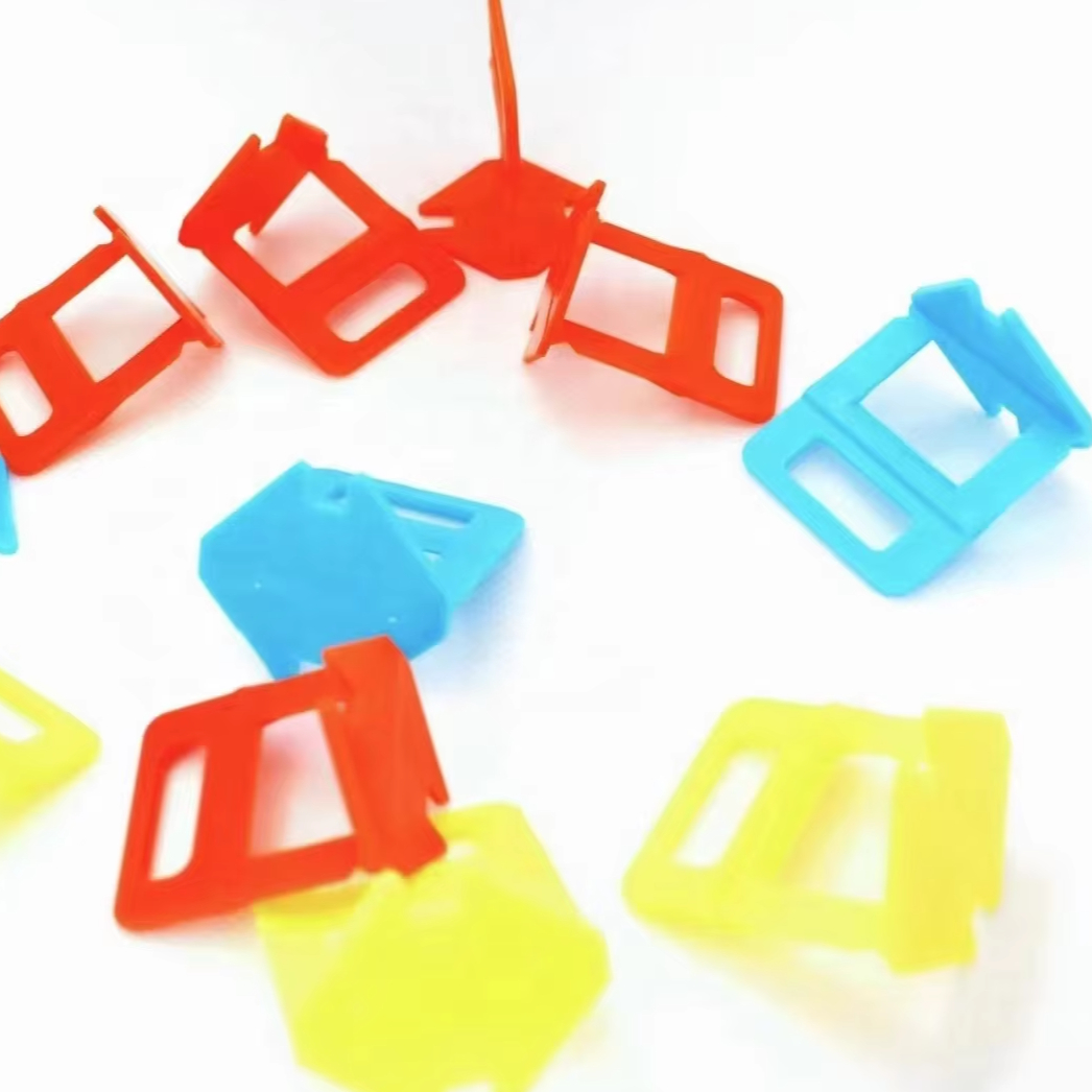 Khóa Nâng Bằng Nhựa Dễ Sử Dụng và Sặc Sỡ