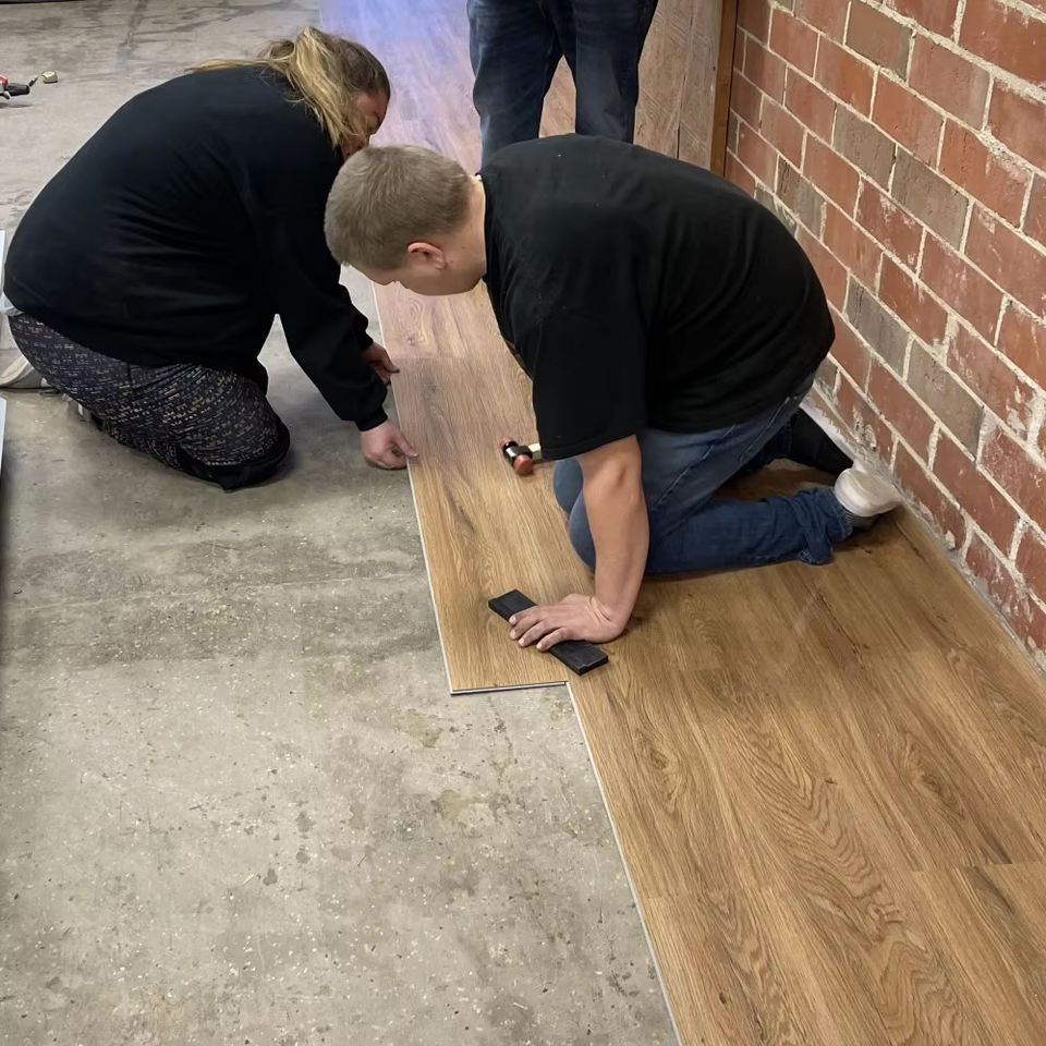 Sàn nhựa hèm khóa SPC 5mm PVC chống thấm nước không Formaldehyde cách âm sàn gỗ công nghiệp