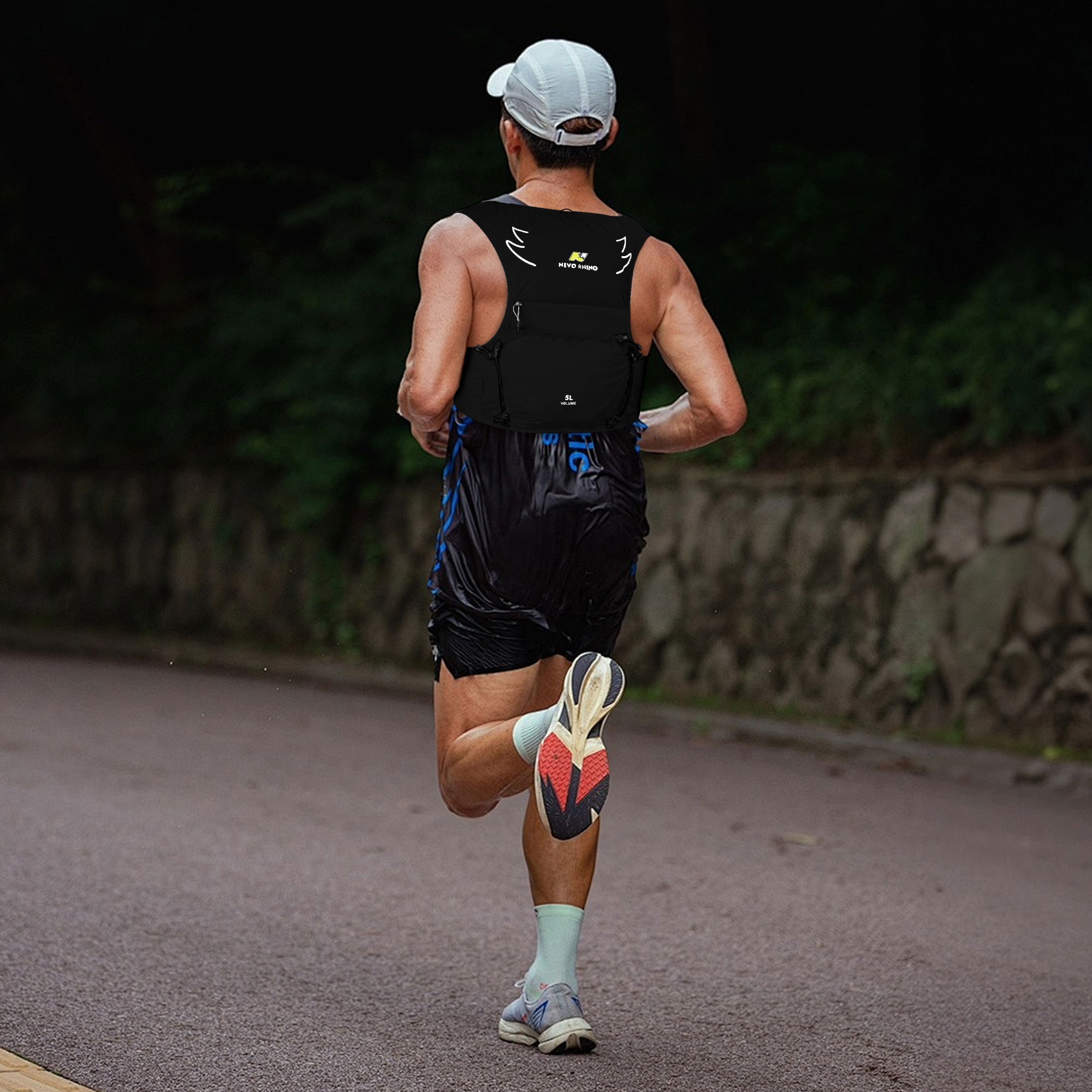 Nevo Rhino Marathon Áo Vest Ba Lô Cấp Nước Chạy Bộ Đeo Ngực Phản Quang Điều Chỉnh Ngăn Đựng Bình Nước cho Chạy Trail & Đạp Xe