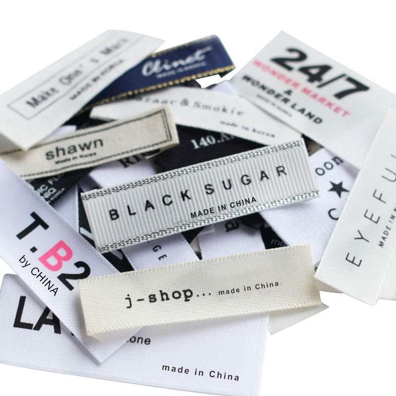 Nhãn quần áo dệt ủi kích thước tùy chỉnh được đánh giá cao nhất dành cho ngành may mặc và nhà thiết kế thời trang