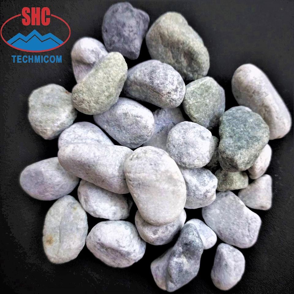 Hot Sale Gravel Size Natural Decorative Unpolished Grey Pebble Stones Fish Tank Decoration