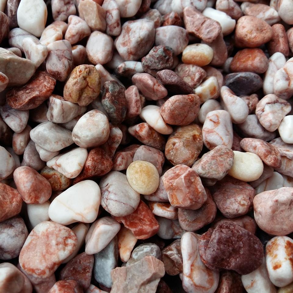 Natural Stone Rock Stone Manufactures Pink Pebble Stone for Decoration Driveway Pavers