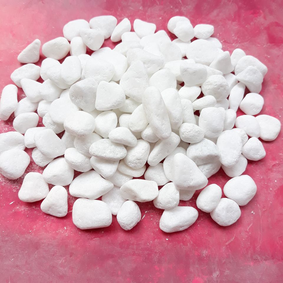 Wholesale Crystal White Pebbles River Stone for Garden Decoration and Paving