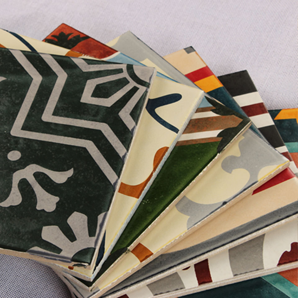 Gạch men trang trí tường nhà máy 200x200mm, chống trơn