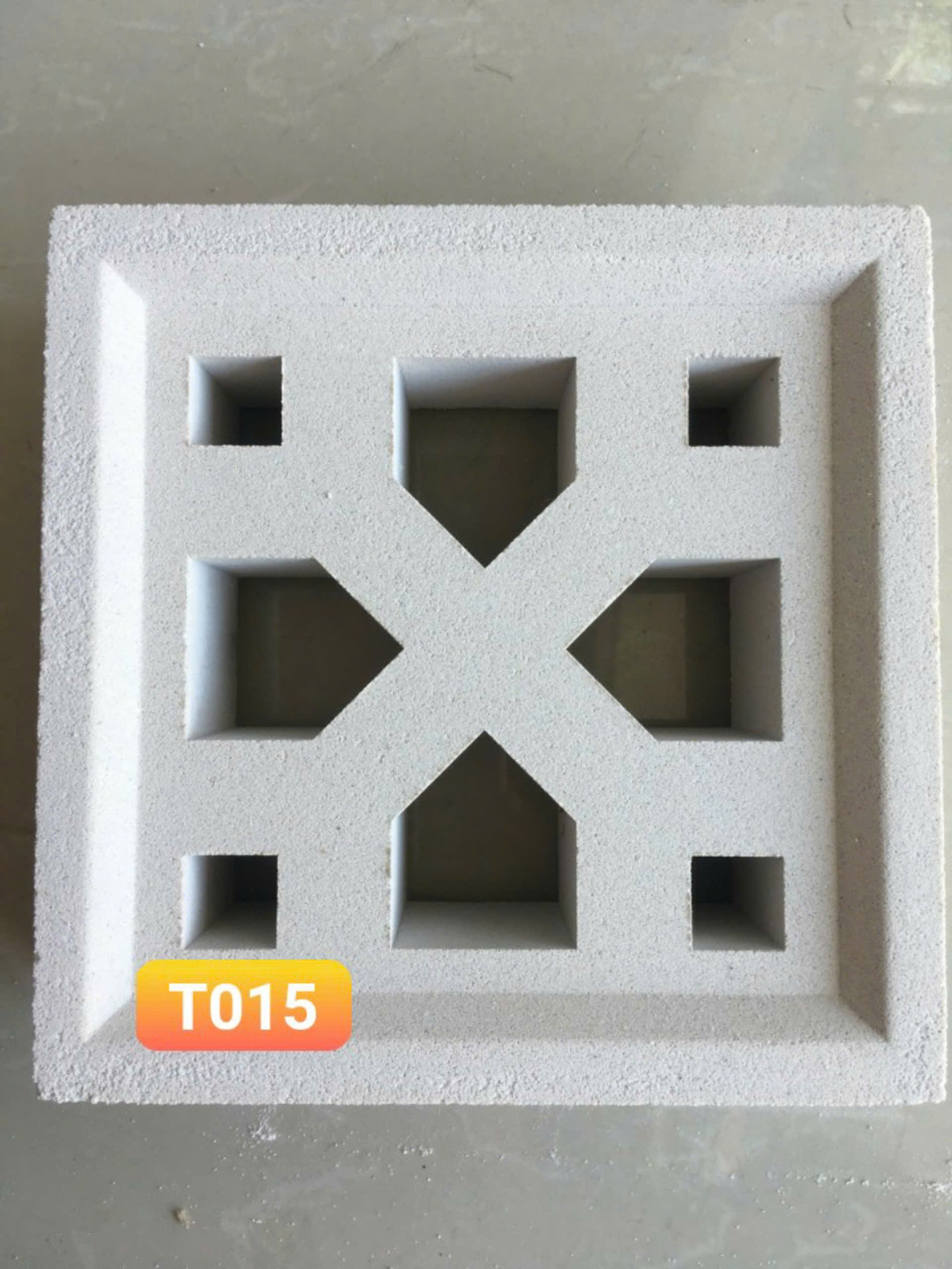 Gạch thông gió xi măng T015