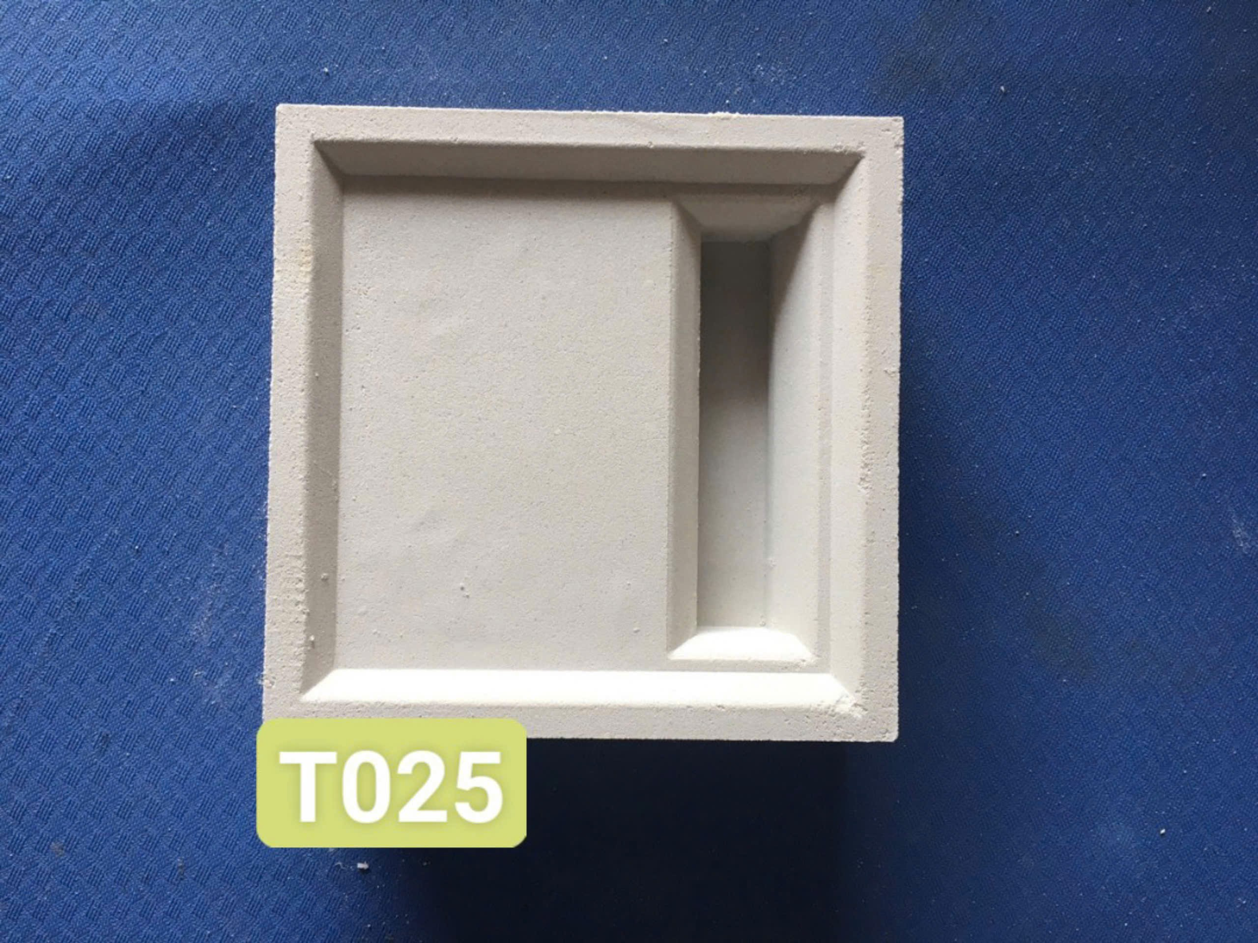 Gạch thông gió xi măng T025