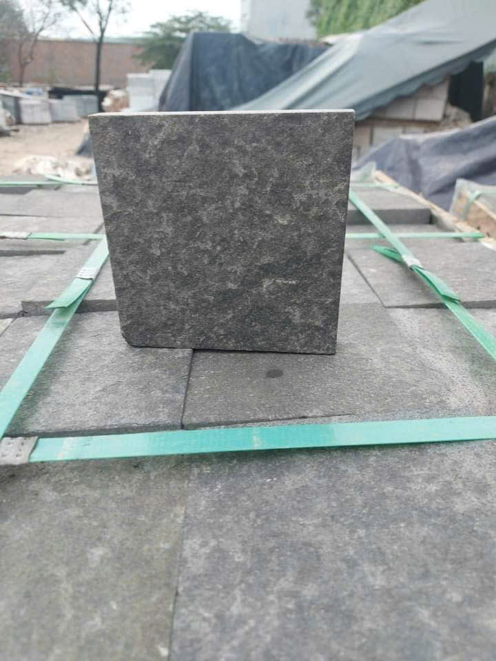 Đá băm xám nghệ An kt 30x60cm