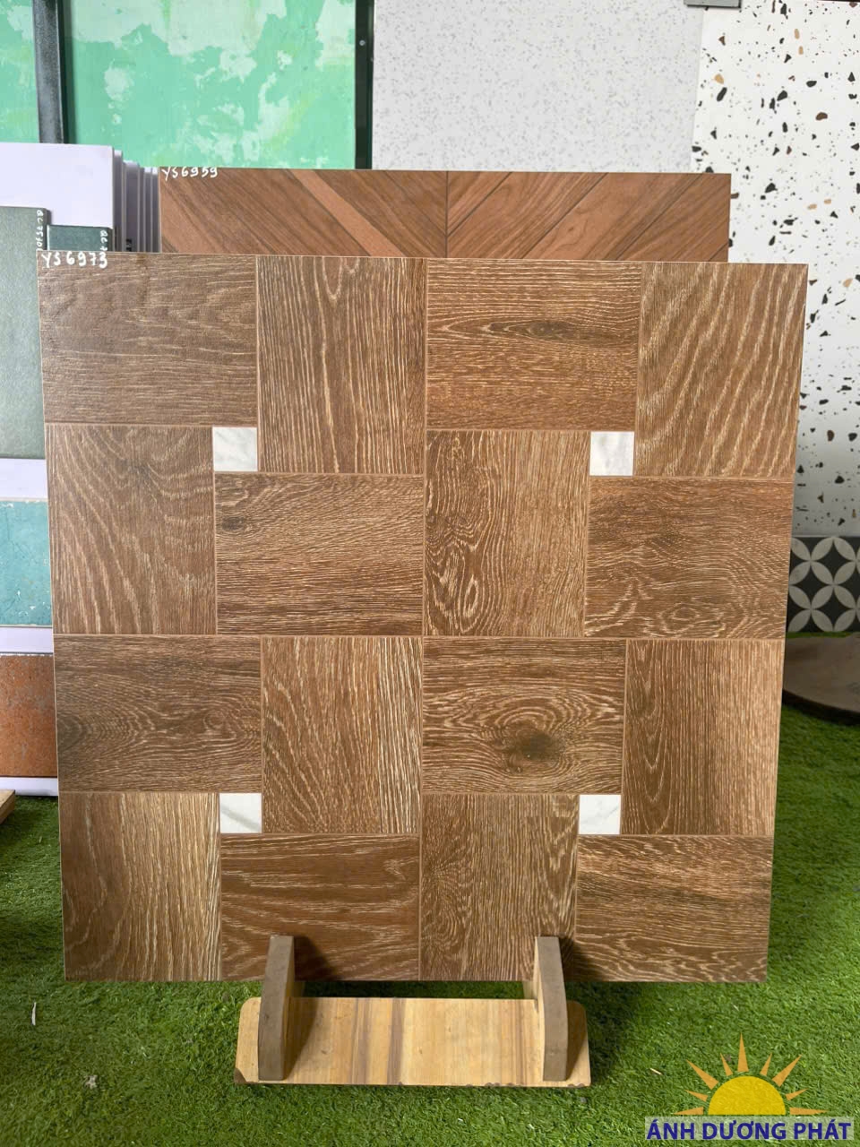 Gạch giả gỗ 60x60 YS6973