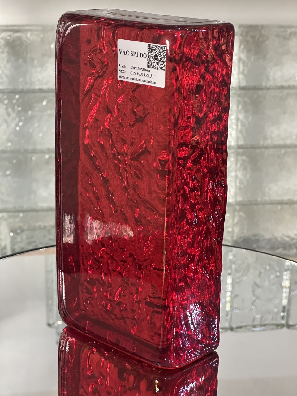 Gạch Kính Khối Đặc SP1 Đỏ