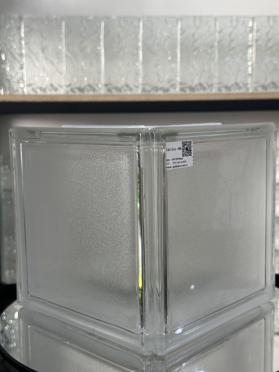 Gạch Kính Góc VAC-GA-008