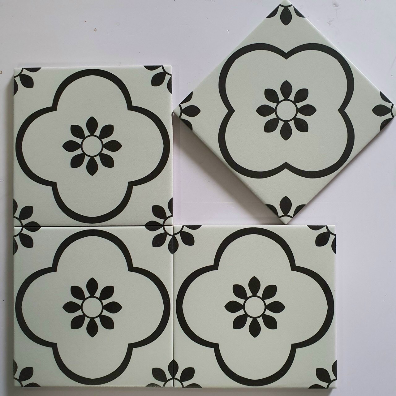 Gạch bông Trung Quốc, men mờ xương porcelain, KT 200x200mm, KL2006 (1 hộp/25 viên/1m2)
