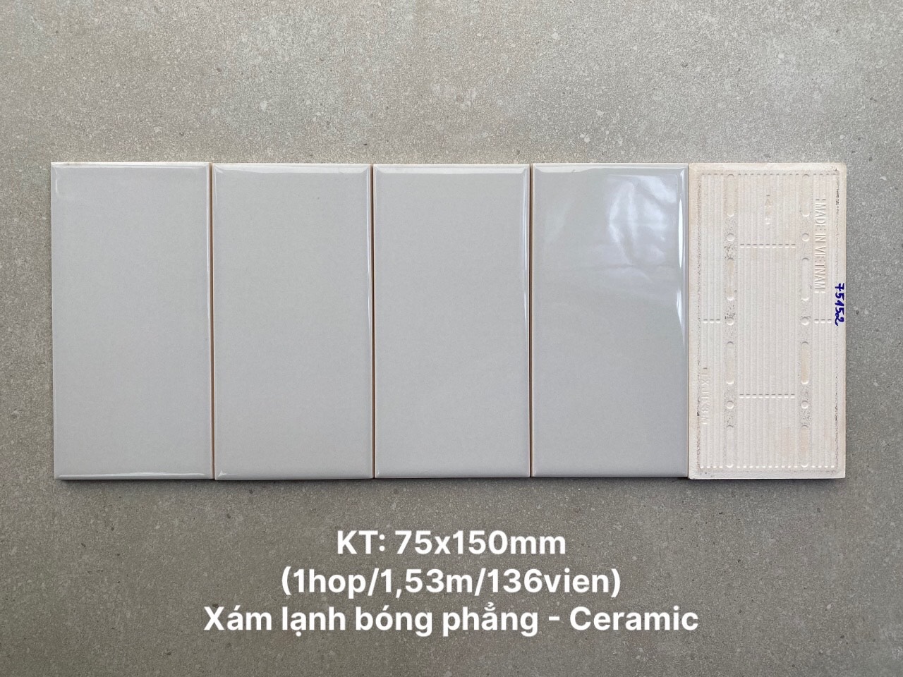 Gạch thẻ Việt Nam  KT 75x150mm xám lạnh bóng phẳng loại 1 mã STA75152