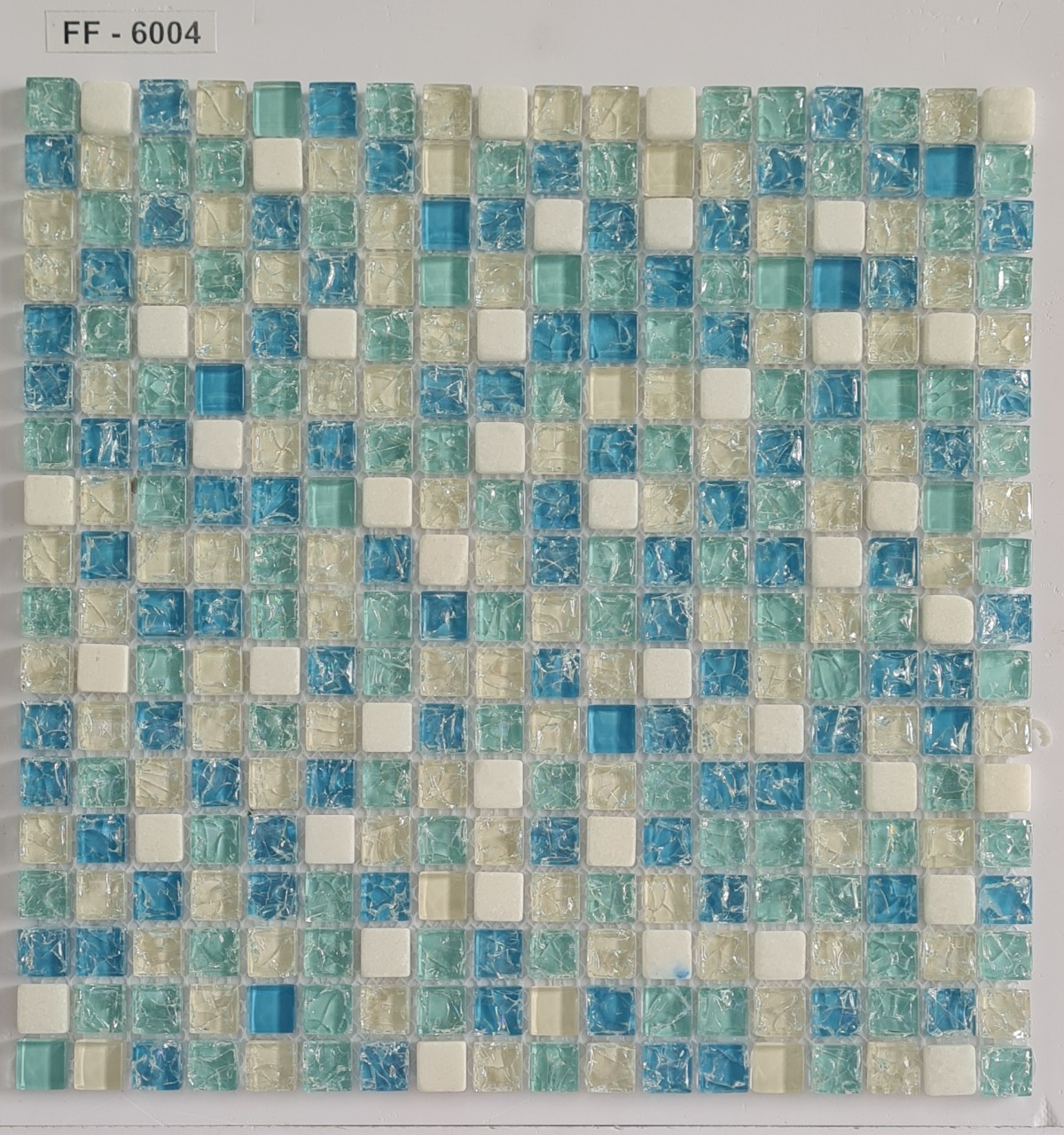 Gạch Mosaic thủy tinh mã FF - 6004